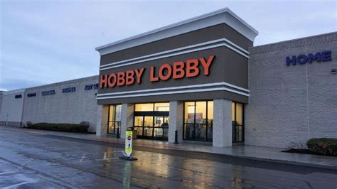 Hobby lobby sandusky ohio - Three men entered the Little Nell Hotel in Aspen, Colorado, and used a screwdriver to open a display case, steal $800,000 in jewelry and walk out. The men did not wear masks. Three...
